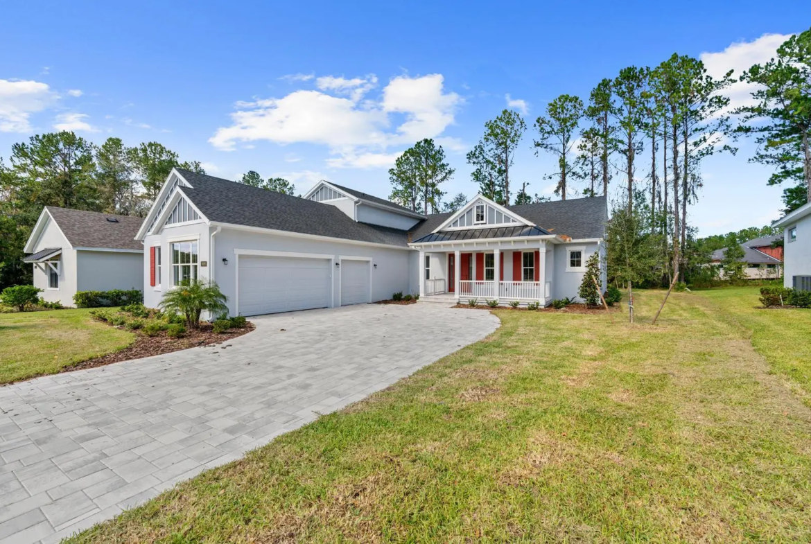 Lowcountry style home in Southern Hills | 19581 Sheltered Hill Dr.