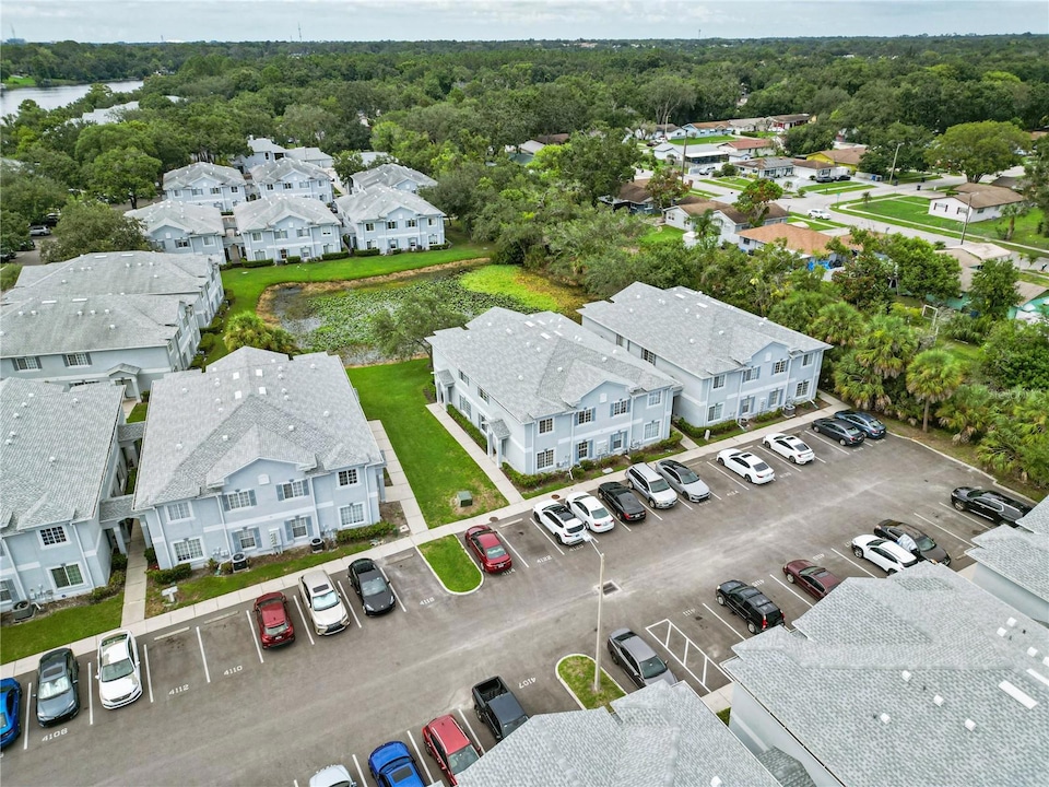 Townhouse for Sale in Tampa | 4120 Gradstone Place